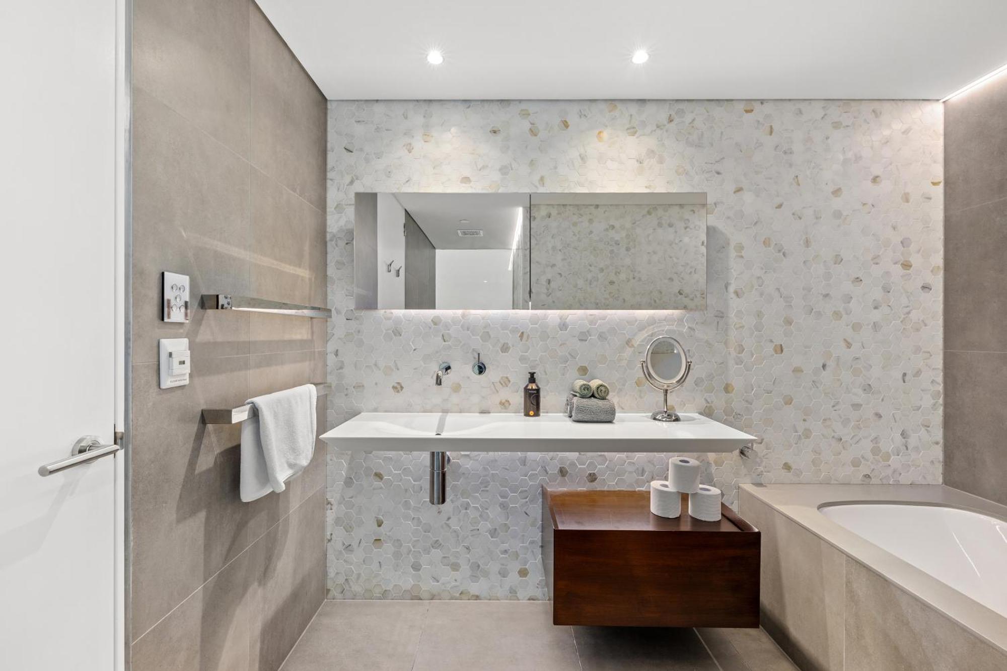 3 Bedroom Darling Harbour Apartment シドニー エクステリア 写真