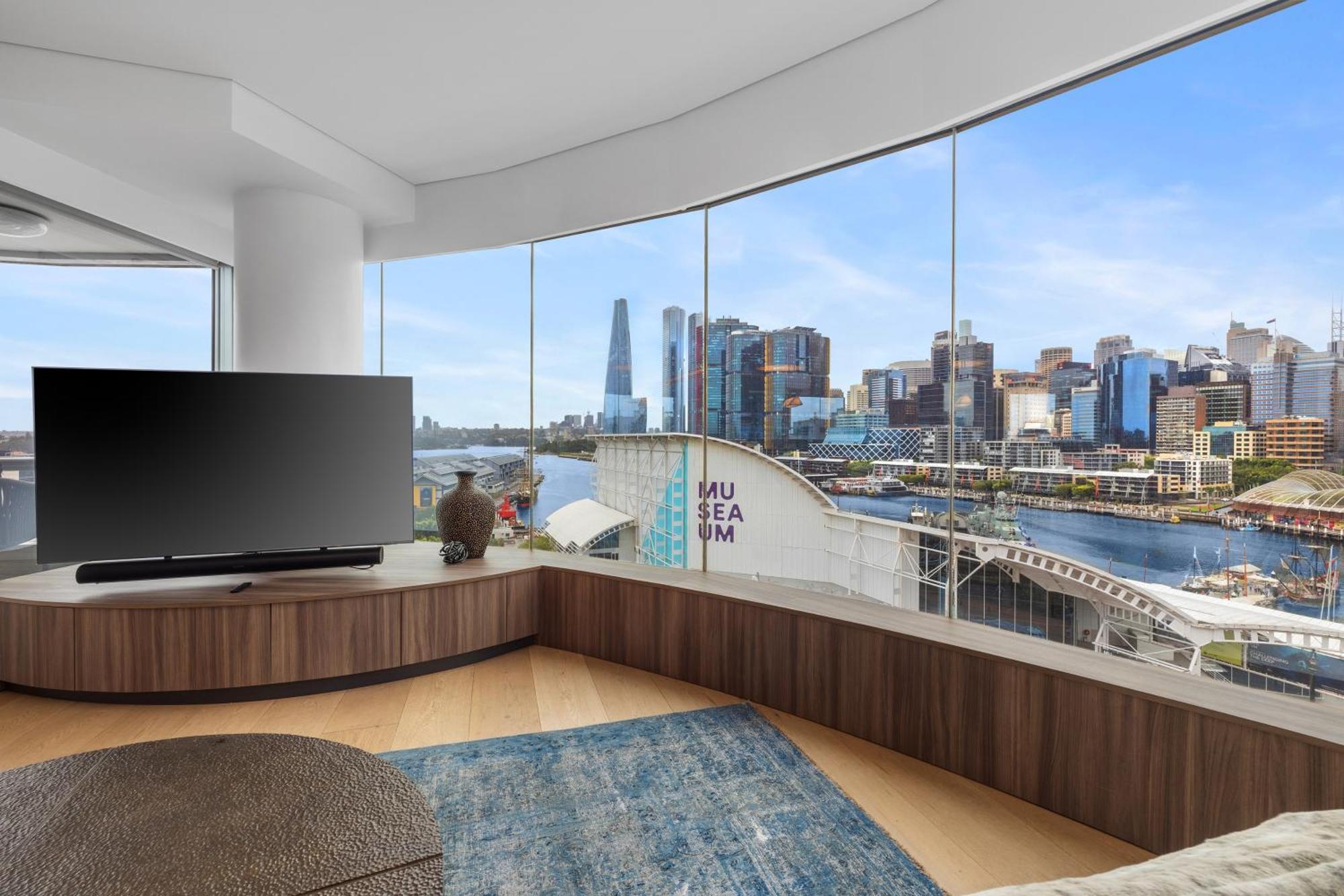 3 Bedroom Darling Harbour Apartment シドニー エクステリア 写真